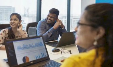 इकॉनोमी को मजबूत कर रही IT कंपनियां,इंफोसिस देगी 55,000 नौकरियां