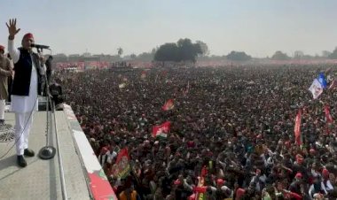 सपा में बाहरियों को मिल रही तरजीह से पार्टी के विधायकों में मची खलबली