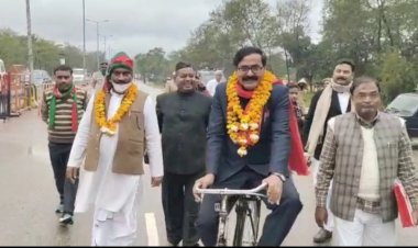 गौरव वर्मा भाजपा एवं सपा प्रत्याशी माधुरी वर्मा समेत चौथे दिन बहराइच में तीन नामांकन हुवे।