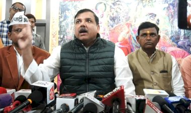 चित्रकूट में पत्रकारवार्ता में आप सांसद संजय सिंह ने भाजपा पर किया जमकर प्रहार