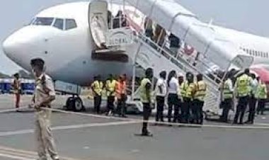 दिल्ली आ रही स्पाइसजेट विमान के इंजन में हवा में लगी आग, पटना में आपात लैंडिंग, सभी यात्री सुरक्षित