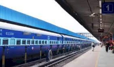 आनंद विहार टर्मिनस-मऊ एक्सप्रेस बाराबंकी-गोरखपुर-मऊ के रास्ते चलाई जाएगी।