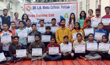 हिंदू कॉलेज में योगाभ्यास कार्यशाला संपन्न।