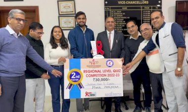 नॉर्थ जॉन प्रश्नोत्तरी में जीजेयू की दीपिका व शुभम ने जीता 30000 का इनाम।