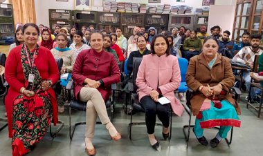 मानसिक स्वास्थ्य सुनिश्चित करने के तरीके साझे किए प्रो. सोनिया मलिक ने।