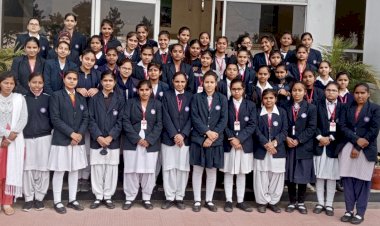 सैनी कन्या स्कूल की छात्राओं ने किया एसआइएचएम का शैक्षणिक दौरा।