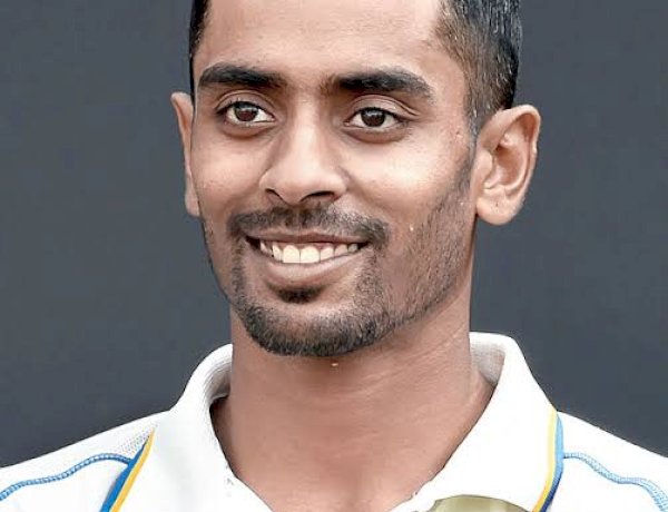 अभिमन्यु ईश्वरन कौन हैं