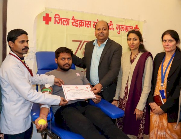 जीयू में रक्तदान शिविर आयोजित, 100 यूनिट रक्त एकत्र हुआ।