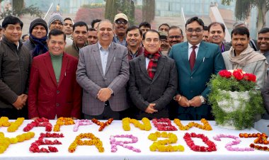 जीजेयू कुलपति प्रो. बीआर काम्बोज ने दी नववर्ष की बधाई