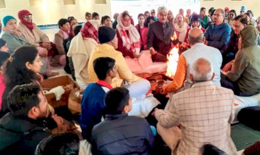 विश्व शांति के लिए मातूराम यज्ञशाला में हवन-यज्ञ आयोजित।