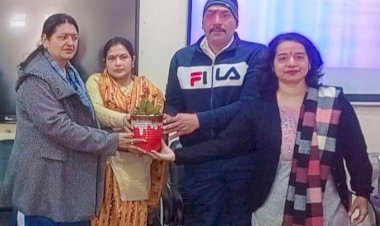 हिंदू कॉलेज में विस्तार व्याख्यान आयोजित।