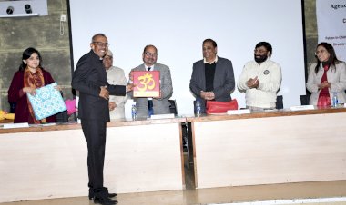 सामूहिकता की सोच से समाज-राष्ट्र की समस्याओं का समाधान खोजा जा सकता: प्रो. नवरतन शर्मा