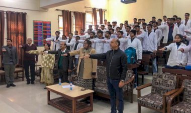 बी. फार्मेसी विद्यार्थियों के लिए इंडक्शन प्रोग्राम आयोजित।