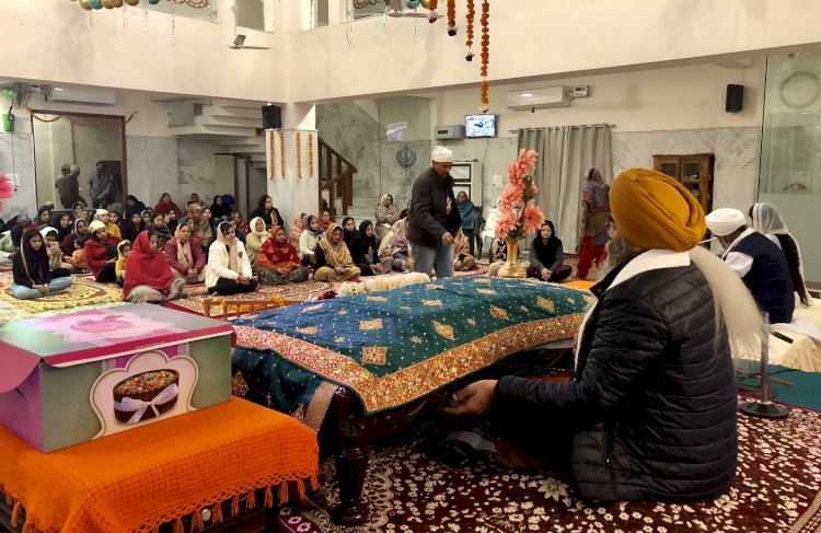 वाह वाह गोबिंद सिंह- गाकर किया संगत को निहाल, गुरुद्वारा सोमा शाह में कीर्तन दरबार आयोजित।