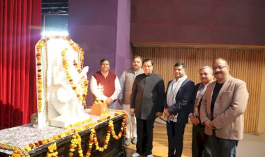 जीजेयू में हरियाणा फिल्म महोत्सव का शुभारंभ।