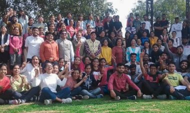 जीजेयू में स्पोर्ट्स मीट आयोजित, शतरंज सीमा और बैडमिंटन में भूमिका बनी विजेता।