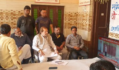 प्रधानमंत्री का संदेश, वोकल फॉर लोकल के संकल्प के साथ मनाएं होलीः सांसद अरविंद शर्मा