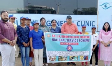 एनएसएस शिविर के चौथे दिन हुई ग्रामीणों की दंत जांच।