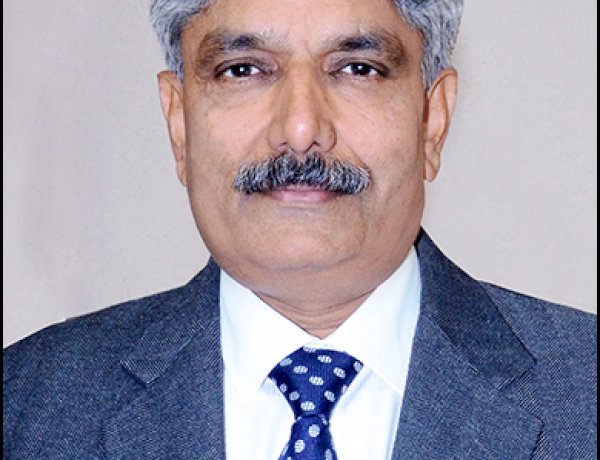 बतौर कुलपति प्रो. राजबीर सिंह को मिला तीन वर्ष का सेवा विस्तार, एमडीयू को शैक्षणिक उत्कृष्टता का केंद्र बनाने की प्रतिबद्धता जताई।