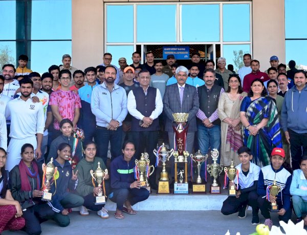 प्रदेश सरकार की खेल नीतियों के चलते आज पूरे प्रदेश में खेलों के अनुकूल माहौल बनाः कुलपति प्रो. राजबीर सिंह
