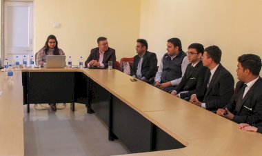 रिलायंस रिटेल ने लिया एसआईएचएम के विद्यार्थियों का साक्षात्कार।