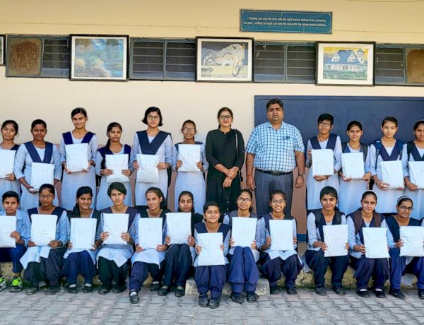 छात्राओं में विज्ञान के प्रति रुचि बढ़ाने के उद्देश्य से विज्ञान ज्योति कार्यक्रम संचालितः उपायुक्त डॉ. यशपाल