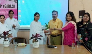 एनएसएस शिविर में स्वयंसेविकाओं को दी वेस्ट मैनेजमेंट की जानकारी