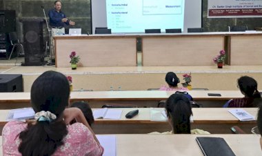 शोध प्रविधि कार्यशाला में सांख्यिकी तथा प्रभावी लेखन कौशल पर व्याख्यान।