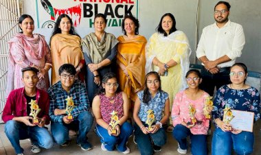 हिंदू कॉलेज में स्वास्थ्य जागरूकता पर रील बनाओ प्रतियोगिता में केशव, प्रतिष्ठा व हर्ष रहे प्रथम।