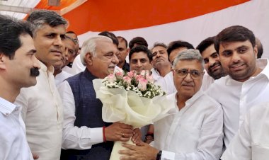 रोहतक में नेता प्रतिपक्ष हुड्डा का जबरदस्त अभिनंदन, विधायक भारत भूषण बतरा द्वारा आयोजित समारोह में उमड़े लोग।