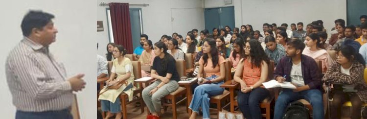 भारतीय थिएटर पर अंग्रेजी एवं विदेशी भाषा विभाग में विस्तार व्याख्यान आयोजित